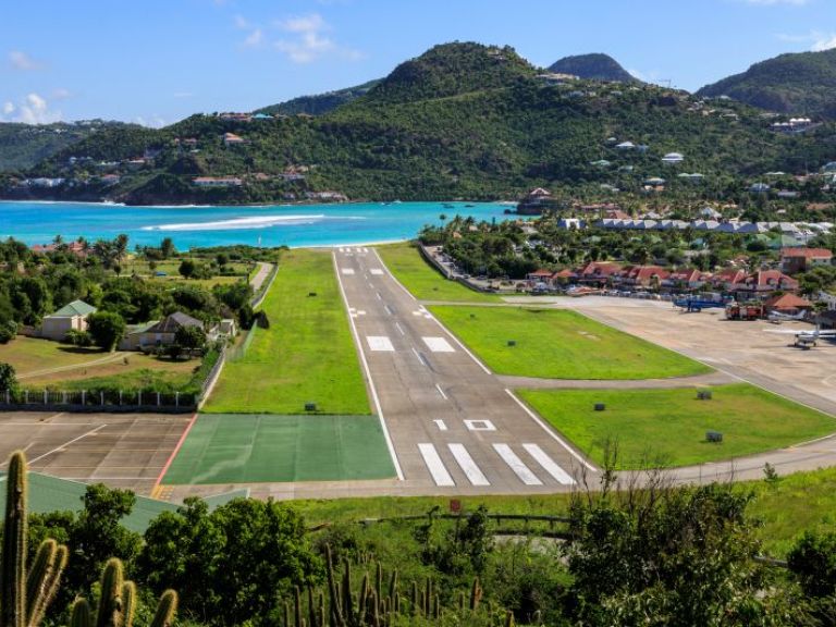 st.barts-destination-img3